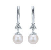 Diamond, pearl, drop earrings, elegant, diamonds, fine jewelry, local jeweler, NJ