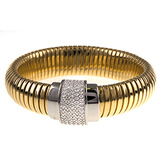 18k yellow gold bracelet, magnet clasp, diamonds, fine jewelry in NJ, Monmouth County,